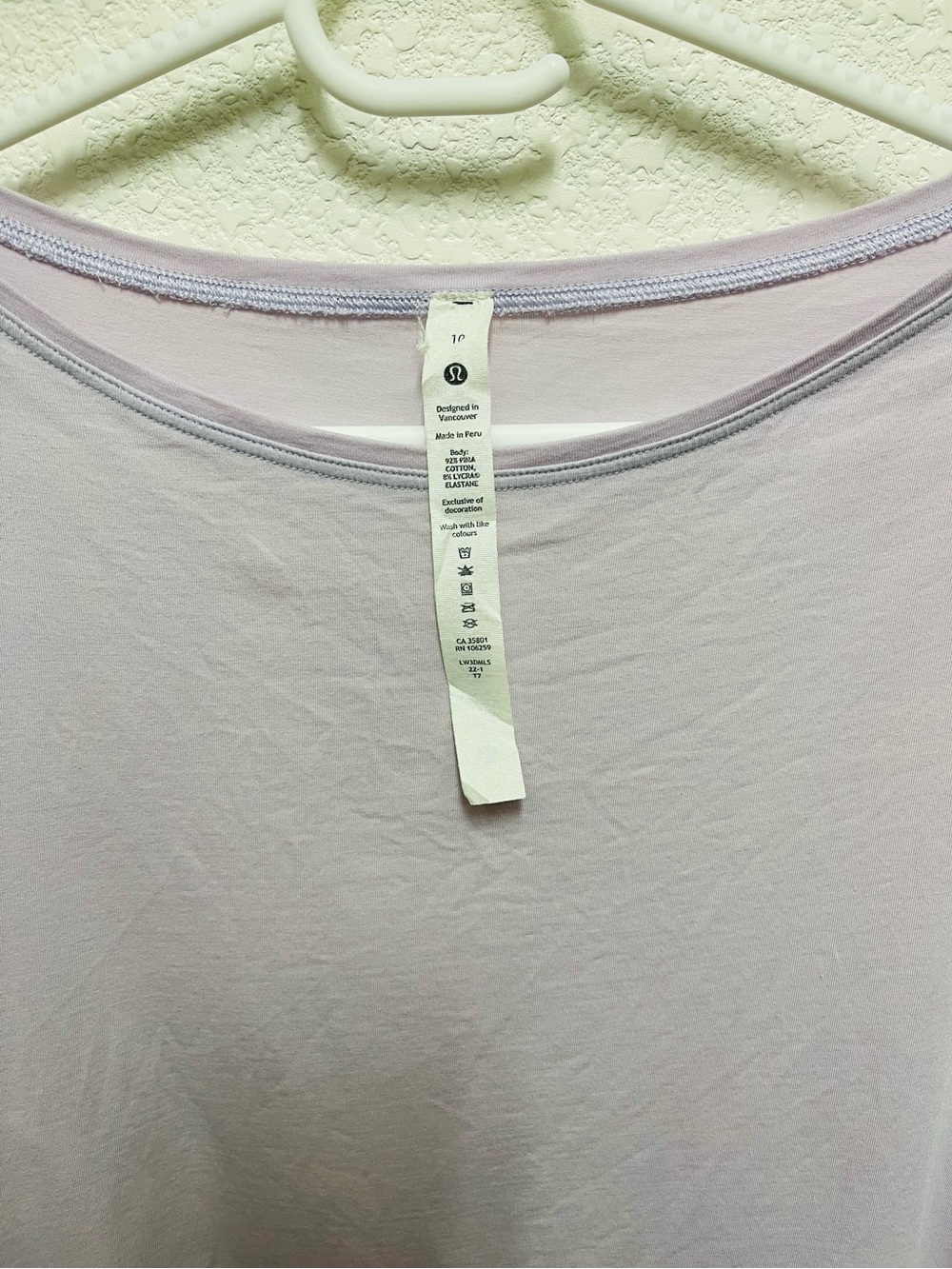 LULULEMON Back in Action Shirt Short Sleeves Boat Neck Size 10 - Picture 3 of 4